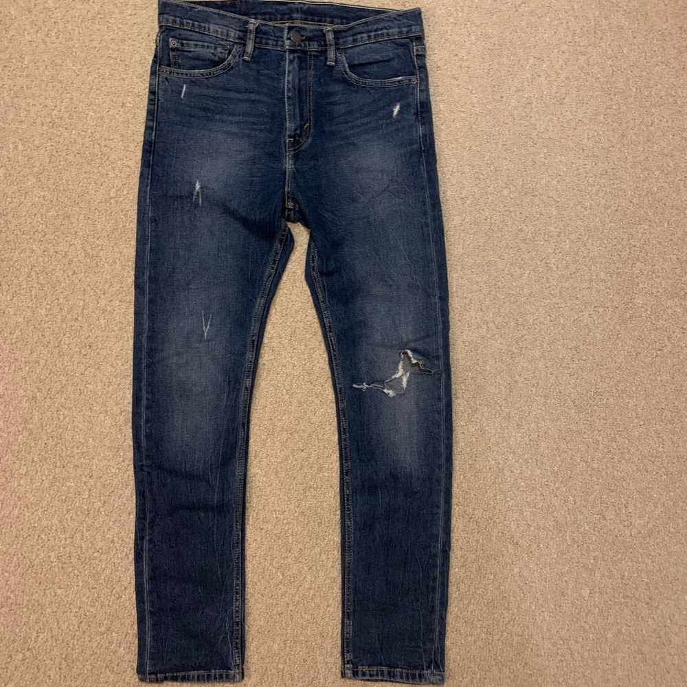 Men’s Levi’s Jeans.